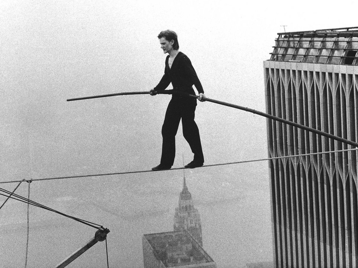 philippe-petit-world-trade-center-tight-rope-walk